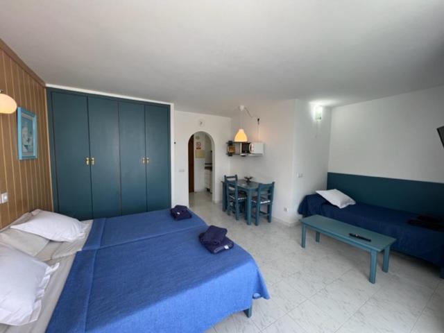 Apartamentos Can Marsalet Puerto Colom Kültér fotó